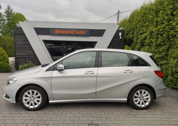 Mercedes-Benz Klasa B cena 32800 przebieg: 239000, rok produkcji 2011 z Tomaszów Lubelski małe 277